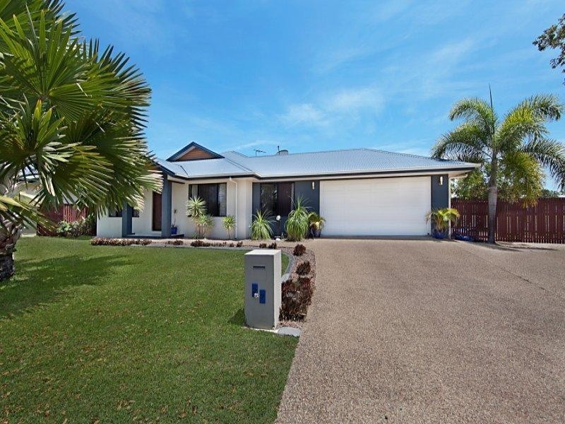 27 Anchorage Circuit, Bushland Beach QLD 4818