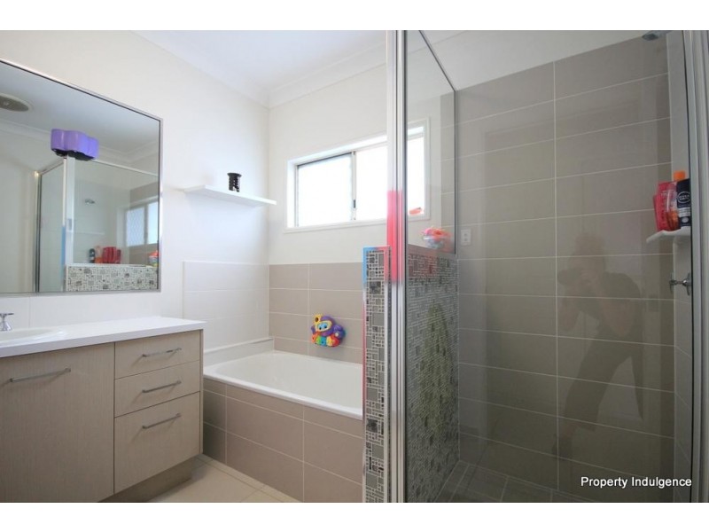 3 Jarvis Street, Burdell QLD 4818