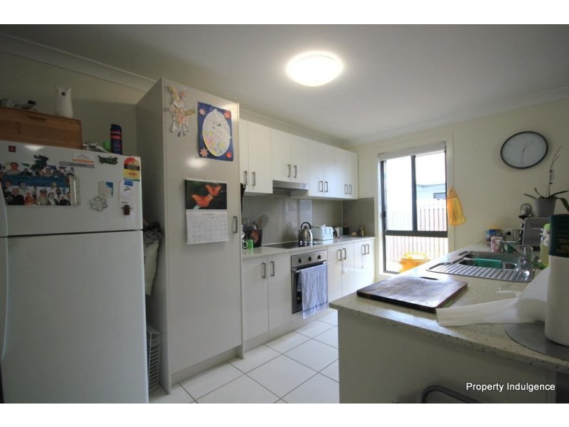 7 Cato Street, Burdell QLD 4818