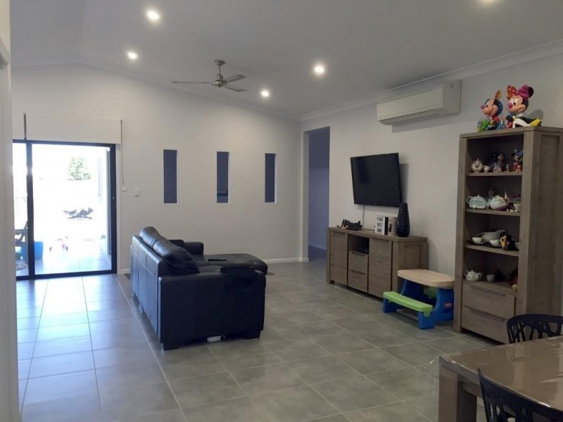 41 Sanctum Boulevard, Mount Low QLD 4818