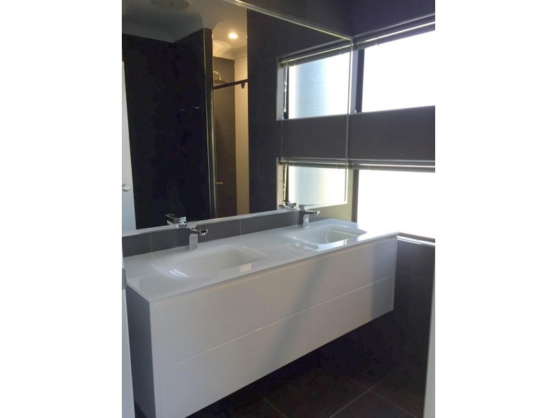 41 Sanctum Boulevard, Mount Low QLD 4818