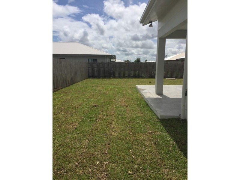 41 Sanctum Boulevard, Mount Low QLD 4818