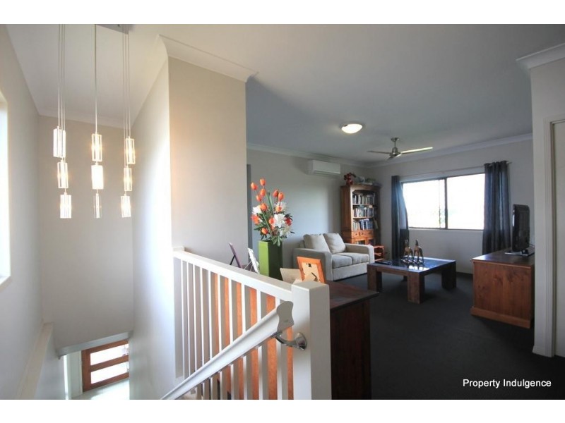 27 Bilbao Place, Bushland Beach QLD 4818