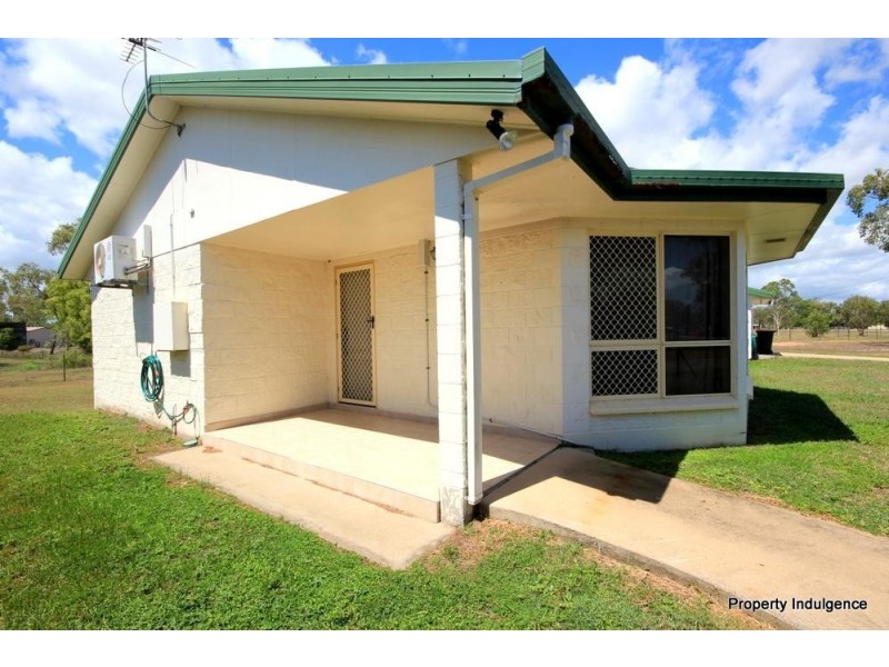 15 Holly Court, Mount Low QLD 4818