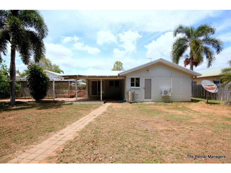 24  Mostyn Crescent, Bushland Beach QLD 4818