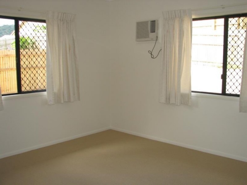 6 Redbank Court, Mount Louisa QLD 4814