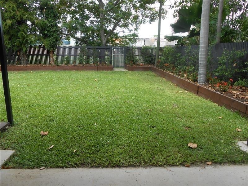 5   Lomax Street, Mysterton QLD 4812