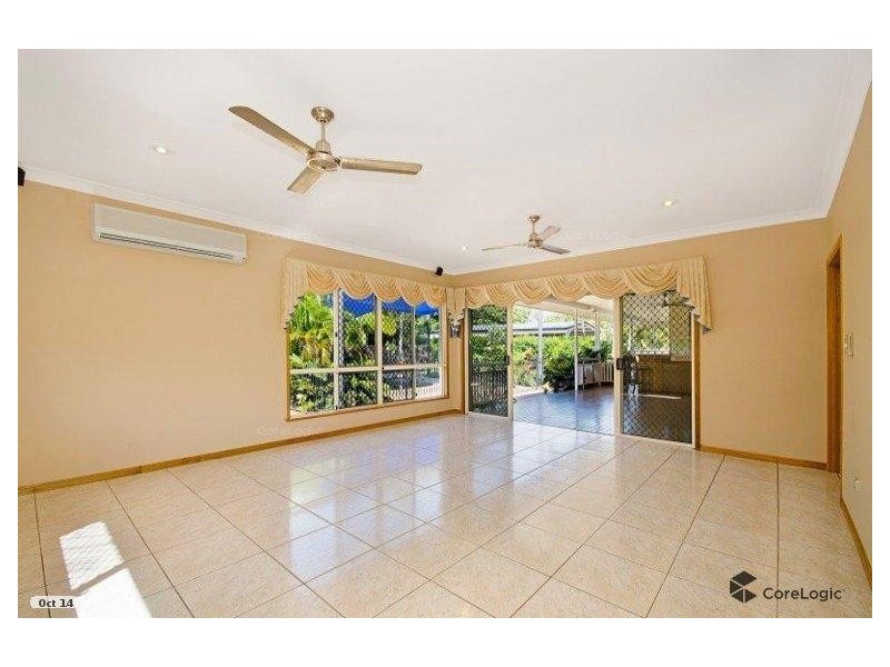 13 Jamaica Crescent, Bushland Beach QLD 4818
