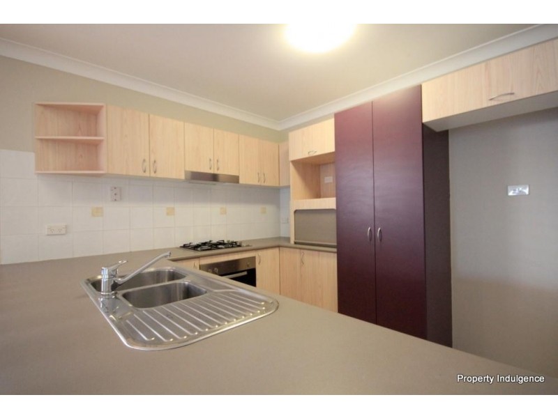 7 Burnham Street, Kirwan QLD 4817