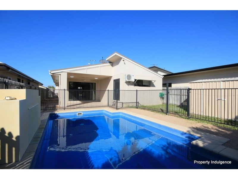 7 Burnham Street, Kirwan QLD 4817