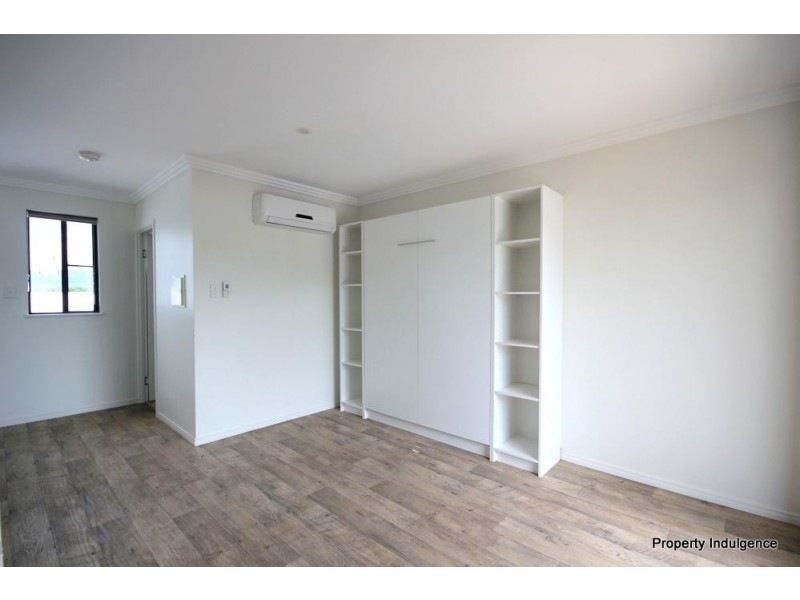 36b Riveredge Boulevard, Oonoonba QLD 4811