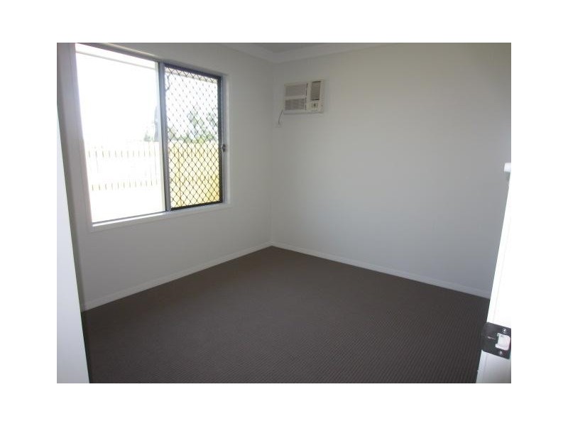 34 Bulla Place, Kelso QLD 4815