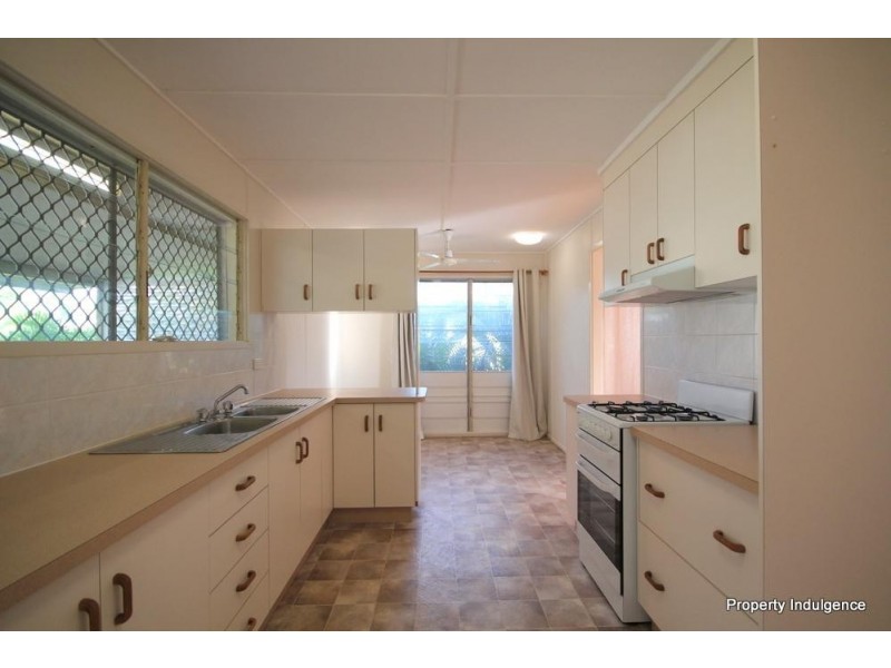 6 Clements Crescent, Vincent QLD 4814