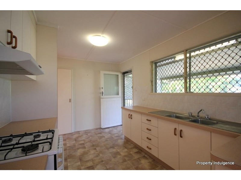 6 Clements Crescent, Vincent QLD 4814