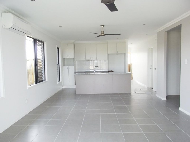 56 Biscayne Street, Burdell QLD 4818