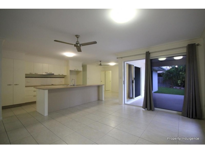 16 Capricorn Drive, Burdell QLD 4818