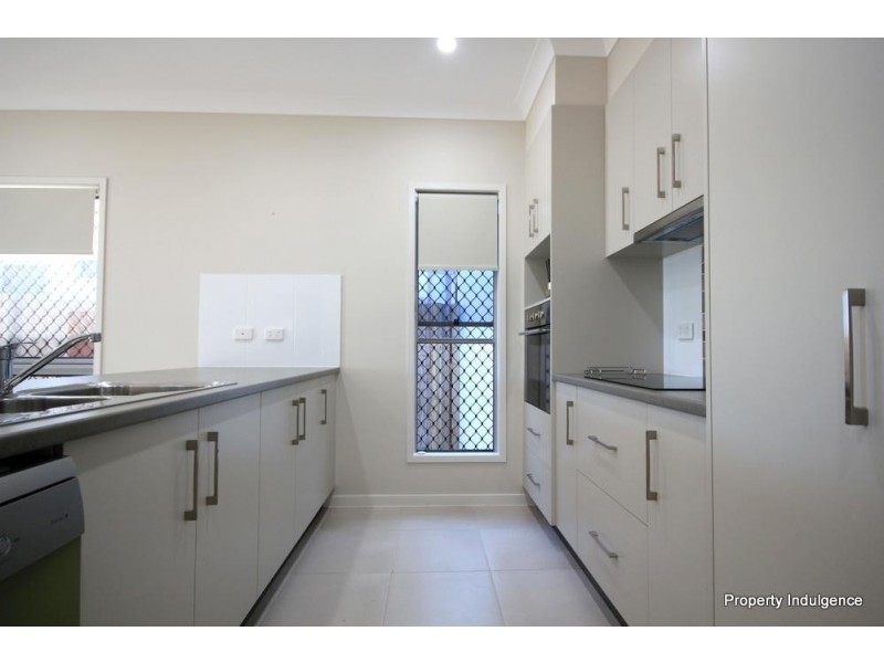 121 Sunhaven Boulevard, Burdell QLD 4818