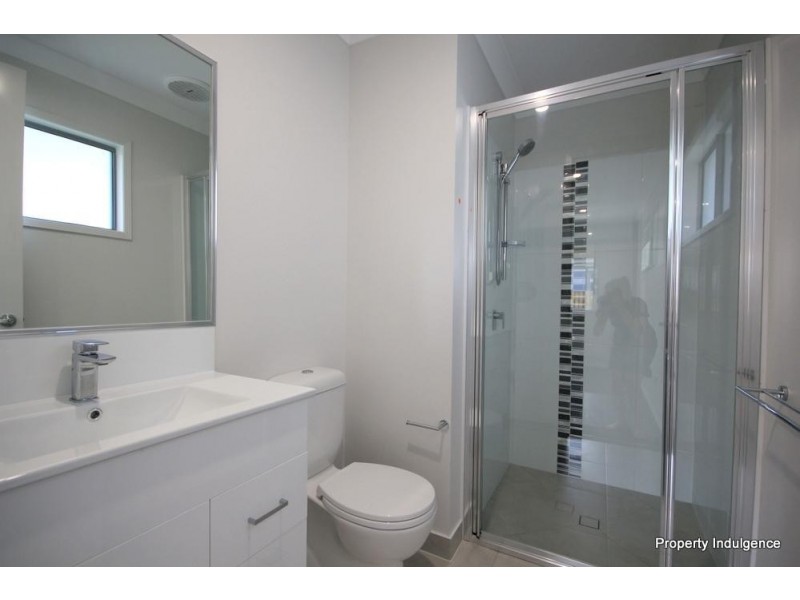 23 La Glorie Circuit, Burdell QLD 4818