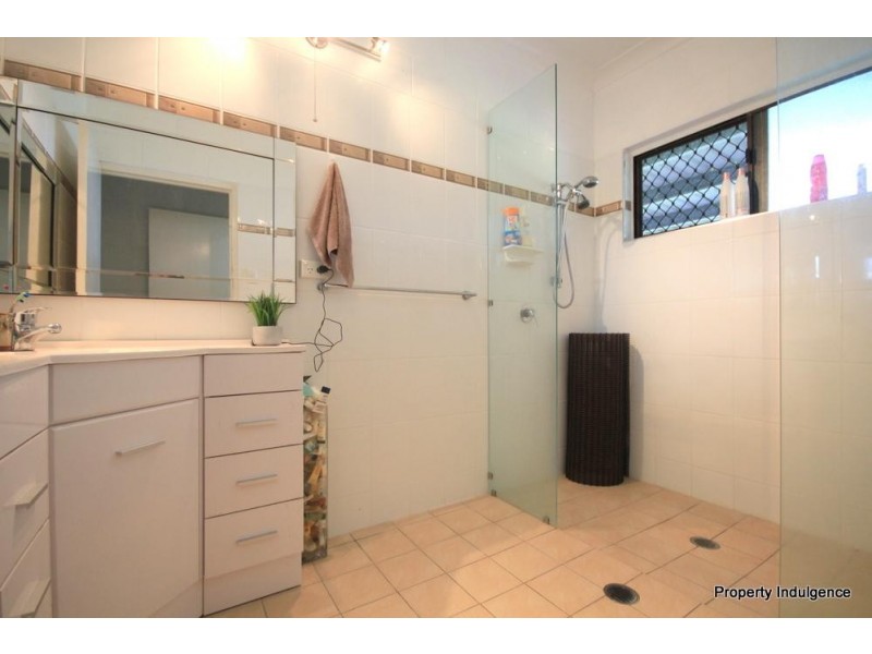 21 Arabian Place, Black River QLD 4818