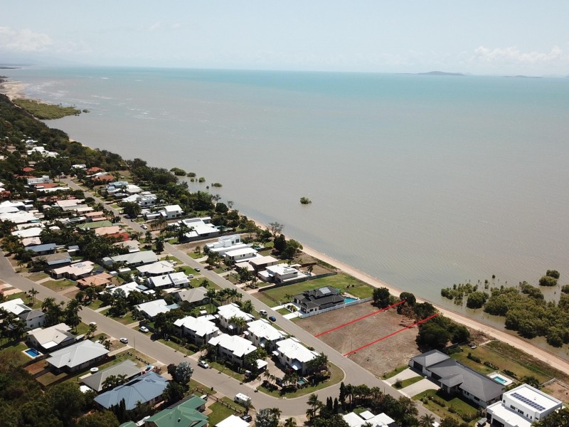 16 Waterview Drive, Bushland Beach QLD 4818