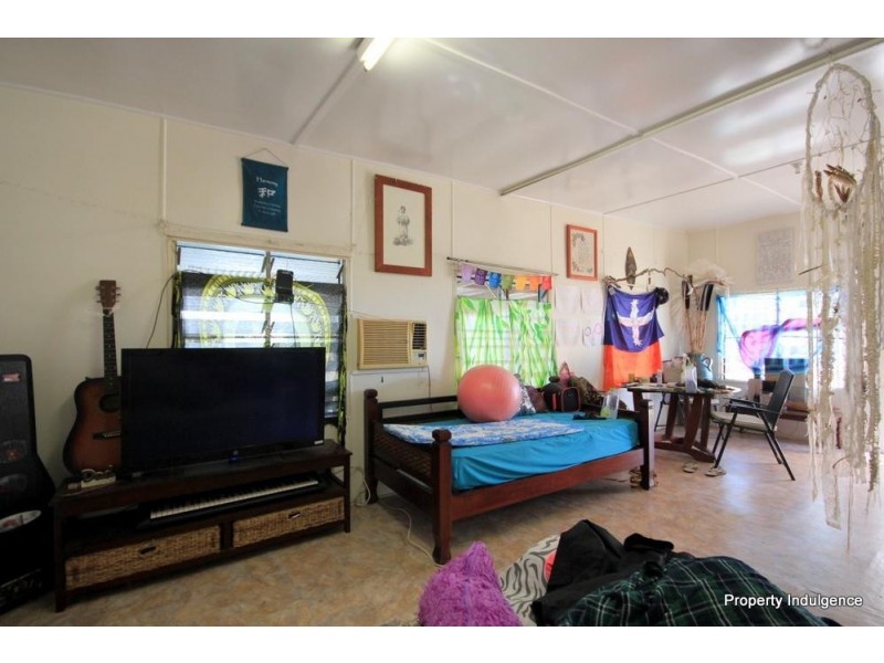 51 The Esplanade, Toolakea QLD 4818