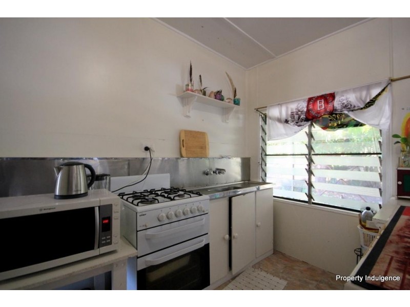 51 The Esplanade, Toolakea QLD 4818