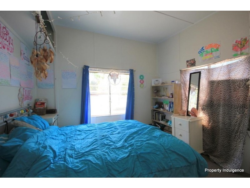 51 The Esplanade, Toolakea QLD 4818