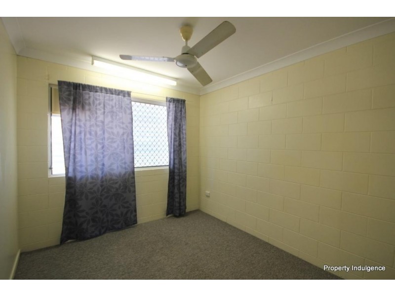 32 Hinchinbrook Drive, Kirwan QLD 4817