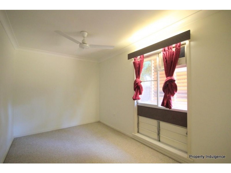 16 Pine Street, Kirwan QLD 4817