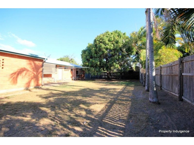 16 Pine Street, Kirwan QLD 4817