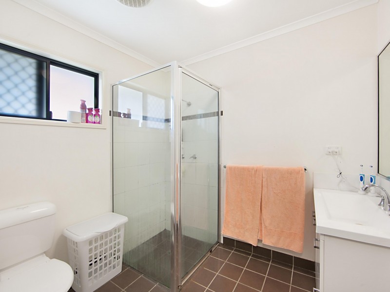 11 Anchorage Circuit, Bushland Beach QLD 4818