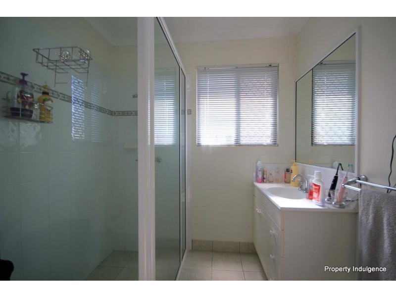 16 Janelle Street, Kelso QLD 4815