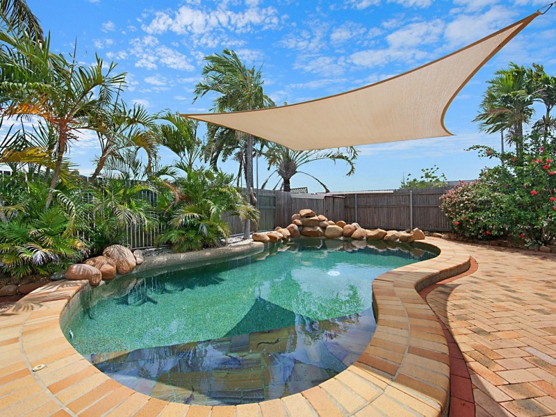 25 Colchester Crescent, Kirwan QLD 4817