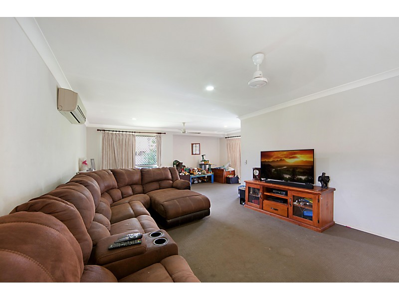 9 Dickenson Place, Kirwan QLD 4817