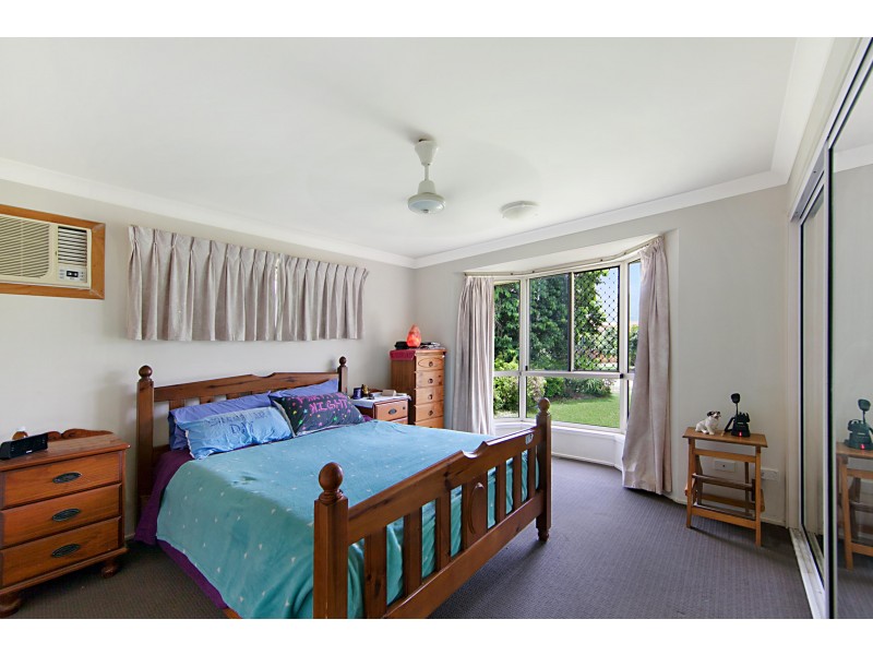 9 Dickenson Place, Kirwan QLD 4817