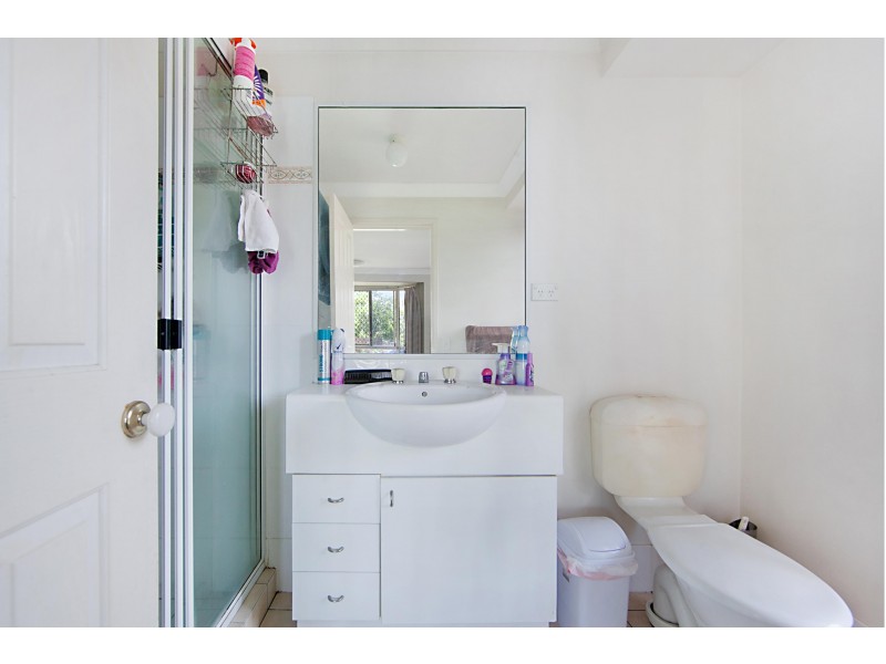 9 Dickenson Place, Kirwan QLD 4817