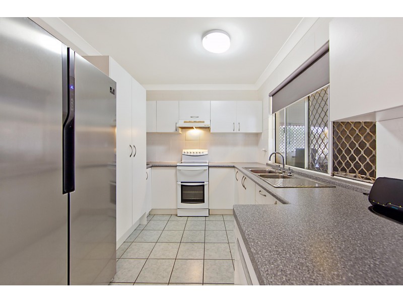 3 Rhyl Court, Mount Low QLD 4818