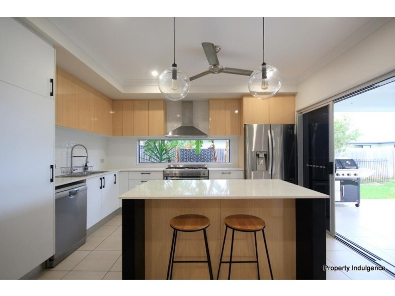 16 Featherwood Street, Mount Low QLD 4818