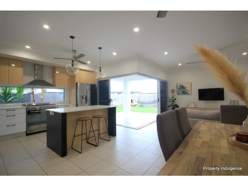 16 Featherwood Street, Mount Low QLD 4818