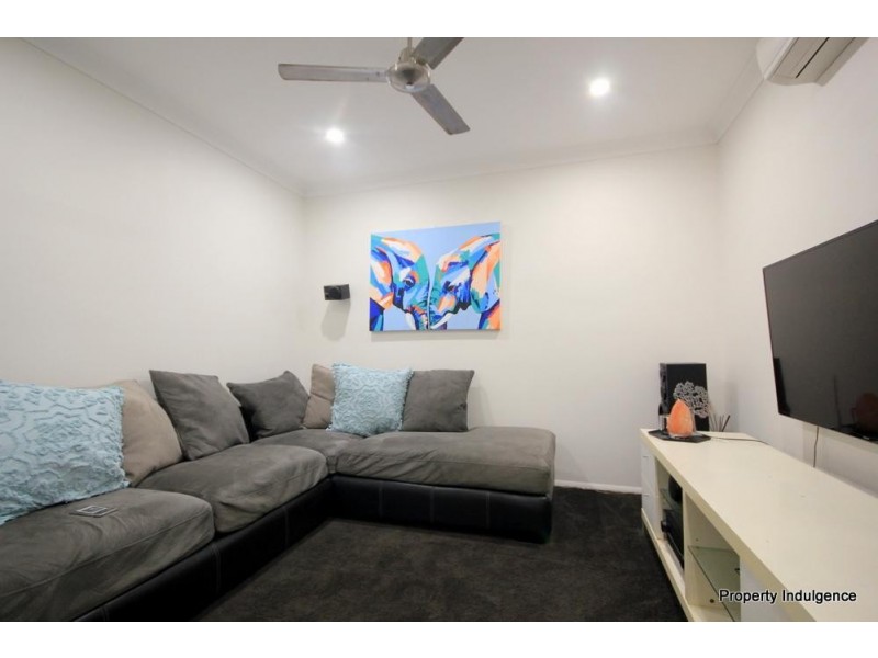 16 Featherwood Street, Mount Low QLD 4818