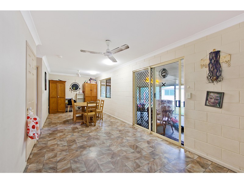 16 Luke Court, Bushland Beach QLD 4818