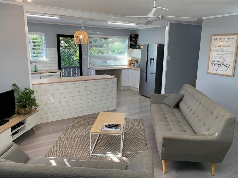 16 Barellan Street, Cranbrook QLD 4814