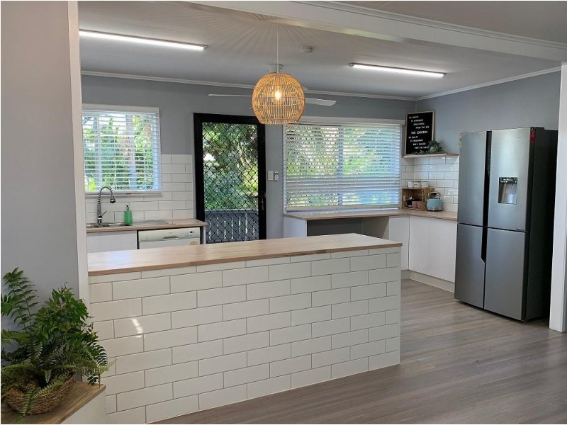 16 Barellan Street, Cranbrook QLD 4814