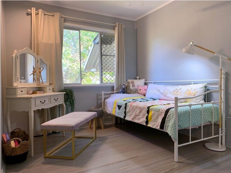 16 Barellan Street, Cranbrook QLD 4814