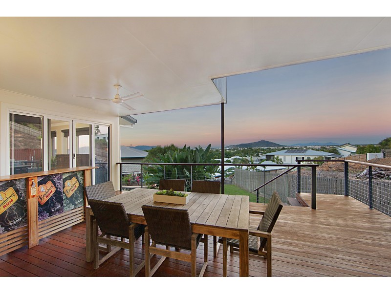 27 Tableland Terrace, Mount Louisa QLD 4814