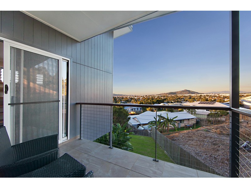 27 Tableland Terrace, Mount Louisa QLD 4814