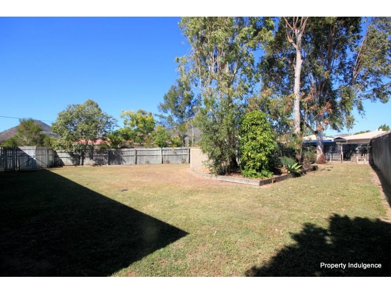 14 Bellamy Street, Rasmussen QLD 4815