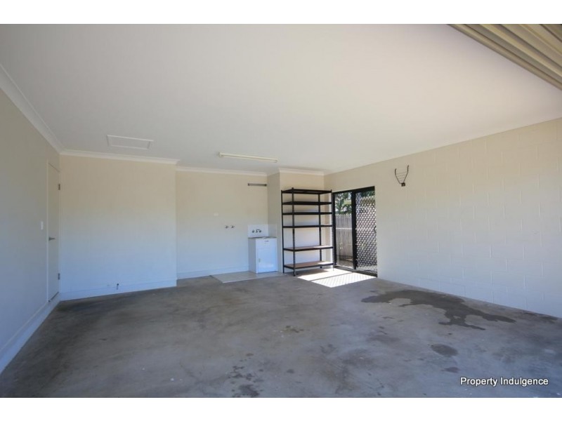 14 Bellamy Street, Rasmussen QLD 4815