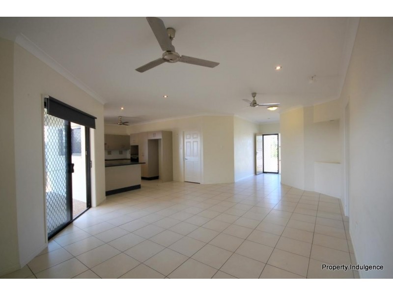 101 Shutehaven Circuit, Bushland Beach QLD 4818