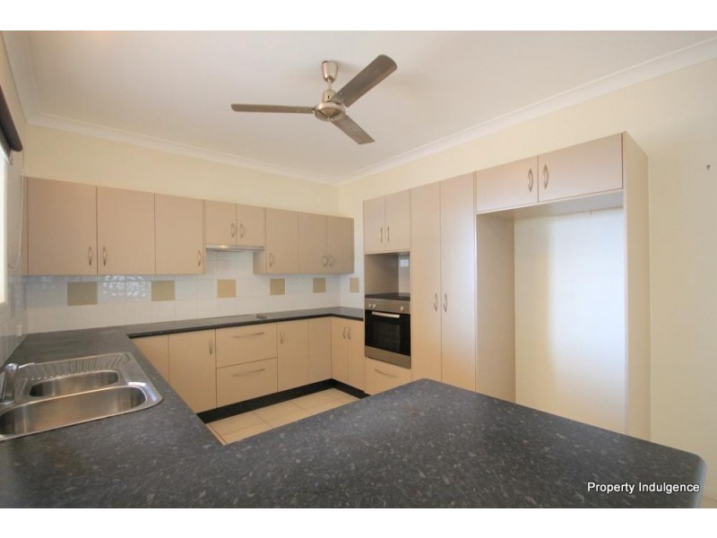 101 Shutehaven Circuit, Bushland Beach QLD 4818